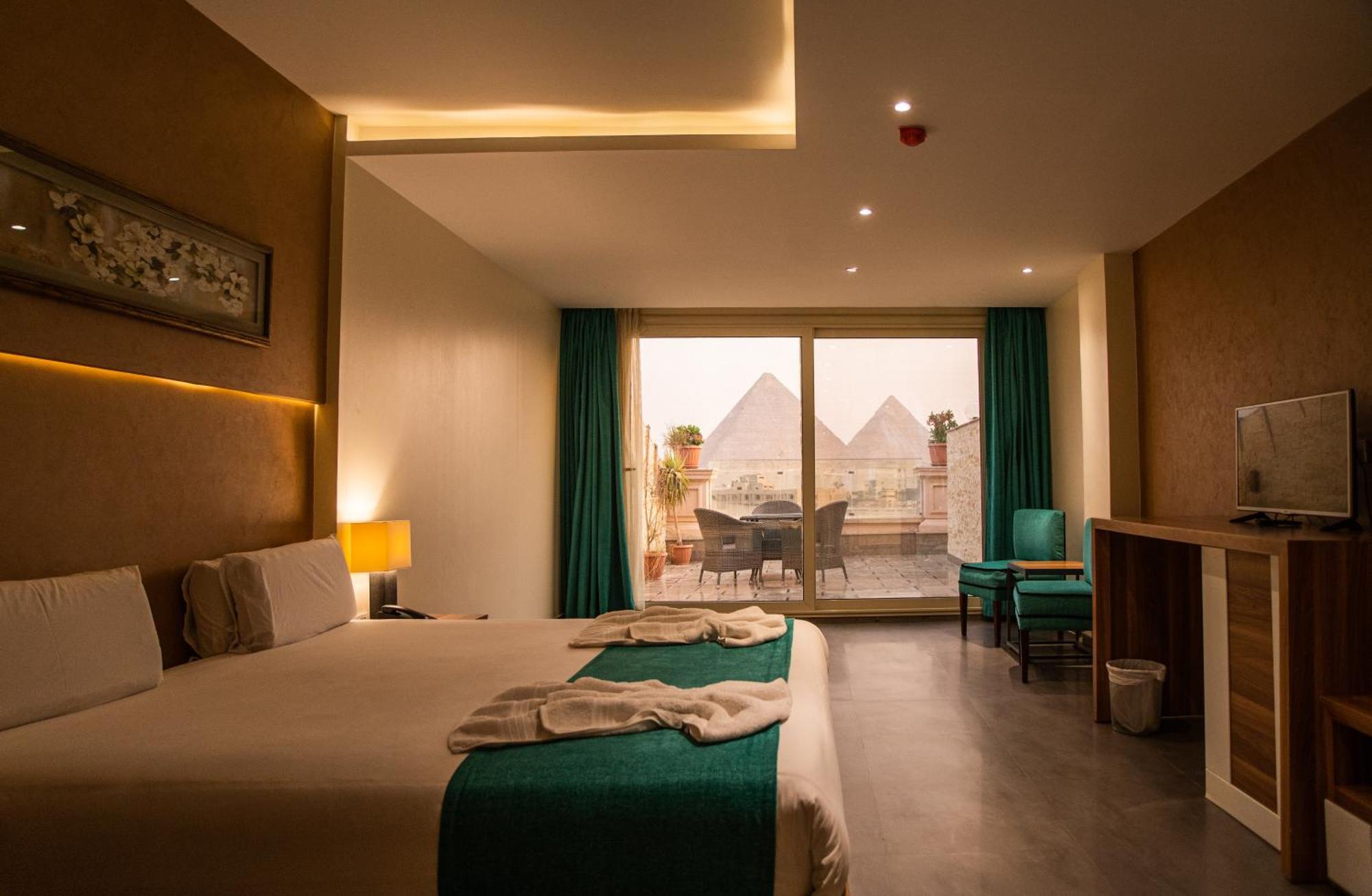 New Top Pyramids Hotel Il Il Cairo Esterno foto